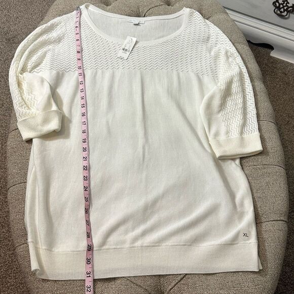 New York & Company Lightweight Sweater - Picture 16 of 16